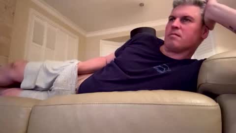 nick578320 online show from October 30, 2:39 pm