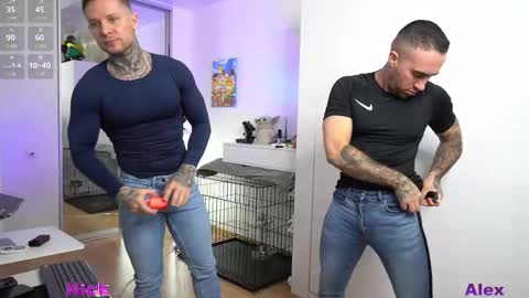 nick_howlenxx online show from October 29, 4:31 pm