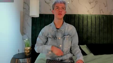 Nick  online show from December 15, 12:23 pm