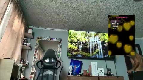 Nickhot0609 online show from February 14, 9:50 pm