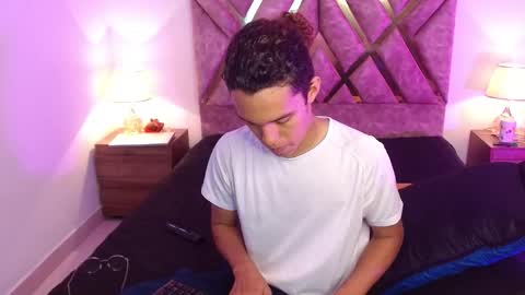 Snapshot of nickolas_moon chatting on September 11, 3:46 pm Nickolas Muoz online show from September 11, 3:46 pm