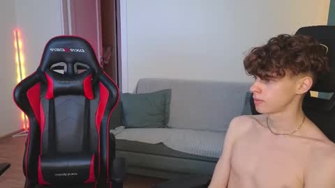 Nicki  Danny online show from March 2, 3:02 am