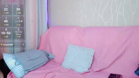 nicky_oli online show from March 12, 4:35 pm