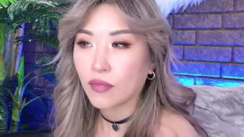 Today is my 41st birthday  And in 2 hours Im waiting for you on the stream Stock up on tokens and a good mood Nicky online show from February 22, 1:02 pm