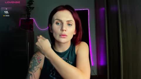 Nicky Weekends online show from September 16, 2:13 am