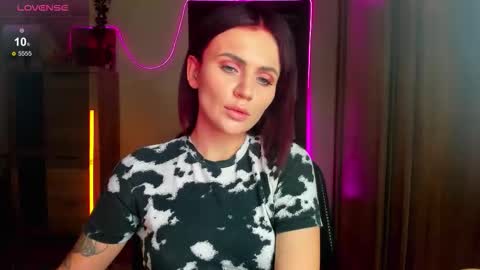 Nicky Weekends online show from September 13, 3:09 am