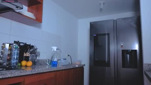 Nicky online show from November 16, 10:45 pm