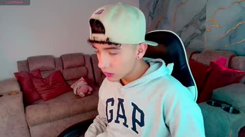 nico online show from February 18, 10:42 pm