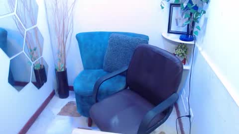 Nico  online show from December 2, 3:10 pm