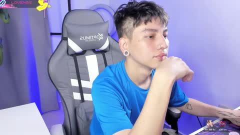 Nico  online show from February 2, 11:45 pm