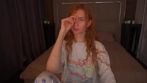 Nicol Moonn online show from August 5, 12:46 pm