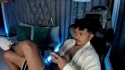 Nicolai online show from March 11, 2:09 pm