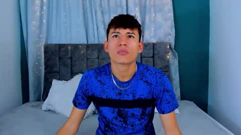 nicolastorres__ online show from December 17, 3:46 am