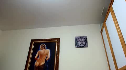Snapshot of nicolay_74 chatting on December 20, 12:19 am Nicolay online show from December 20, 12:19 am