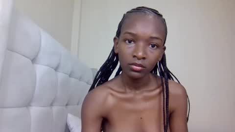 nicole161117 online show from March 7, 6:13 am