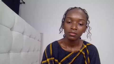 nicole161117 online show from February 10, 9:18 pm