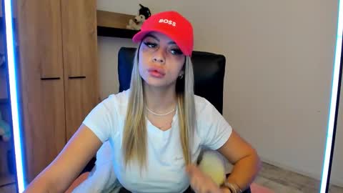 Nico online show from February 5, 6:00 pm