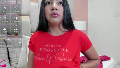 nicole_fisherr online show from October 5, 5:49 am