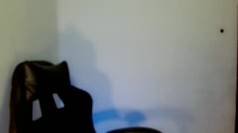 nicole_kiss01 online show from October 17, 8:40 am