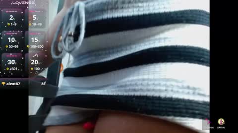 nicole roman online show from October 30, 4:29 pm