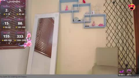 Nicole Santana online show from September 17, 9:51 pm