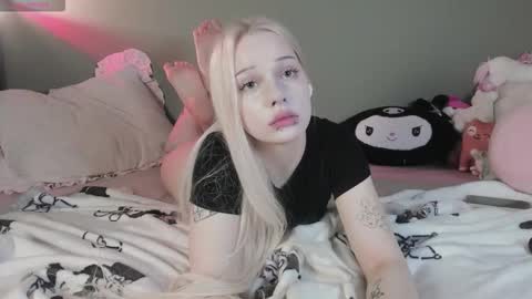 Mary online show from November 23, 3:26 am