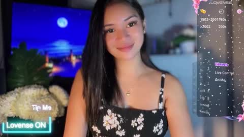 NICOLE online show from November 13, 2:09 pm