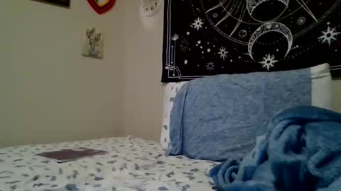 Nicole online show from February 21, 2:20 pm