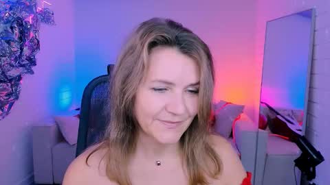 nicolehits online show from October 7, 9:38 am