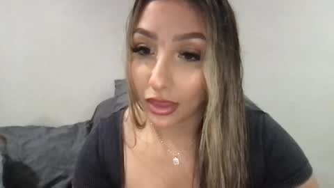 nicolelovesyou444 online show from February 16, 3:26 am