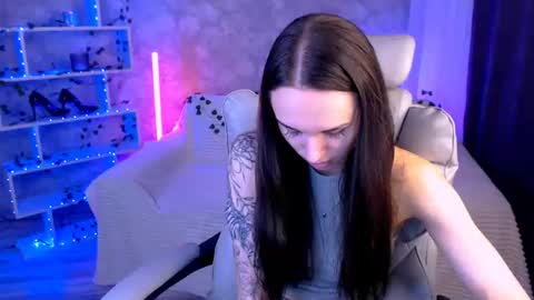Nicole online show from July 8, 7:17 pm