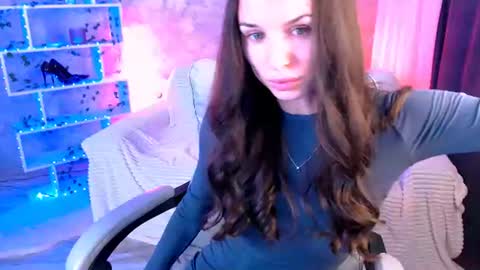 Nicole online show from July 17, 7:27 pm