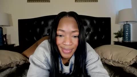 Nicole online show from March 24, 9:10 pm