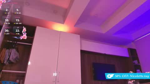 Nicol  online show from October 8, 4:57 pm