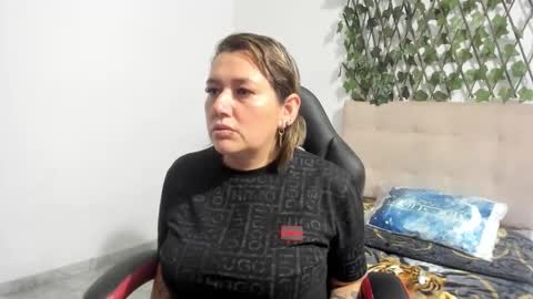 Daniela aponte online show from March 18, 11:16 am