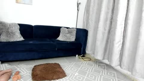 Nicolle Lima online show from June 11, 12:32 am