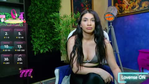 Nicolle online show from April 6, 11:33 am