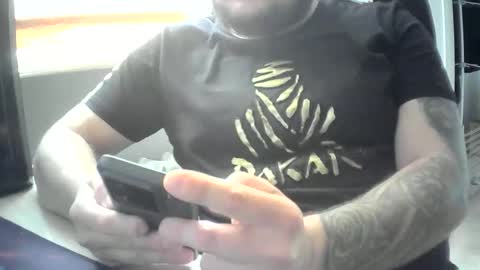 Snapshot of niewidoczny26 chatting on September 12, 1:35 pm Niewidoczny online show from September 12, 1:35 pm