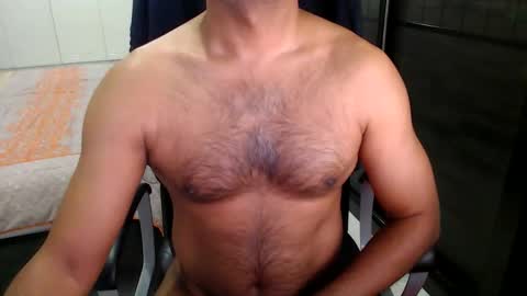 night_rider09711 online show from February 5, 9:50 pm