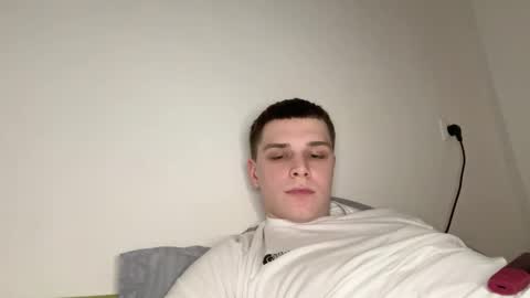 Max online show from January 6, 9:30 pm