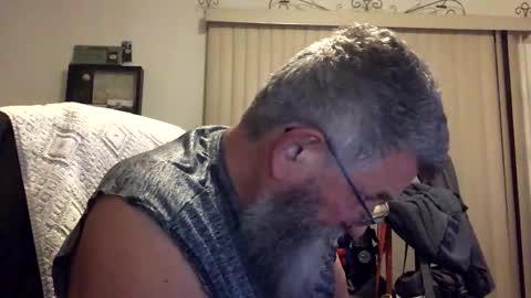 nightmoves1970 online show from March 22, 4:16 am