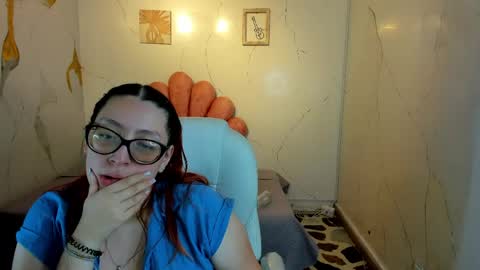 Anni online show from April 16, 6:02 am