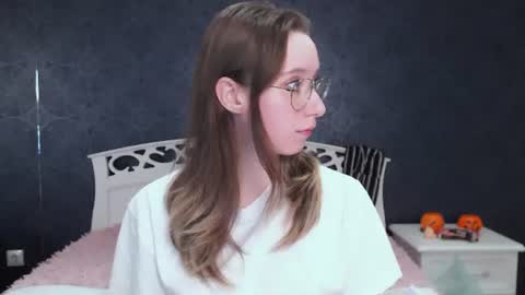 niixi online show from June 13, 4:06 pm