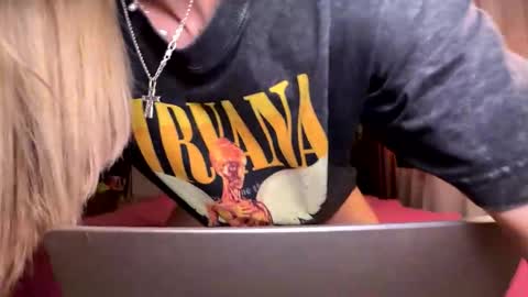 Snapshot of nika_lodge_official chatting on October 1, 6:40 pm Russian sweet baby online show from October 1, 6:40 pm