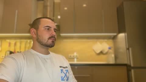 Snapshot of nikbusiness chatting on September 17, 4:10 pm Nick online show from September 17, 4:10 pm