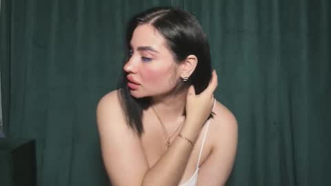 Nikki Kardashian online show from September 24, 9:54 pm