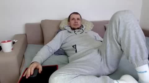 Nick online show from October 31, 8:04 am