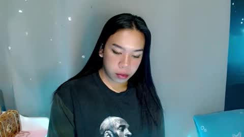 urlovelynika  online show from December 16, 6:59 pm