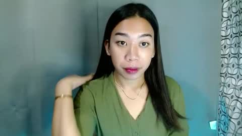 urlovelynika  online show from January 21, 11:24 am