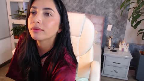 Niko Robin online show from October 19, 8:13 pm